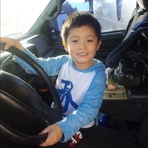 Meet your Posher, Estefania